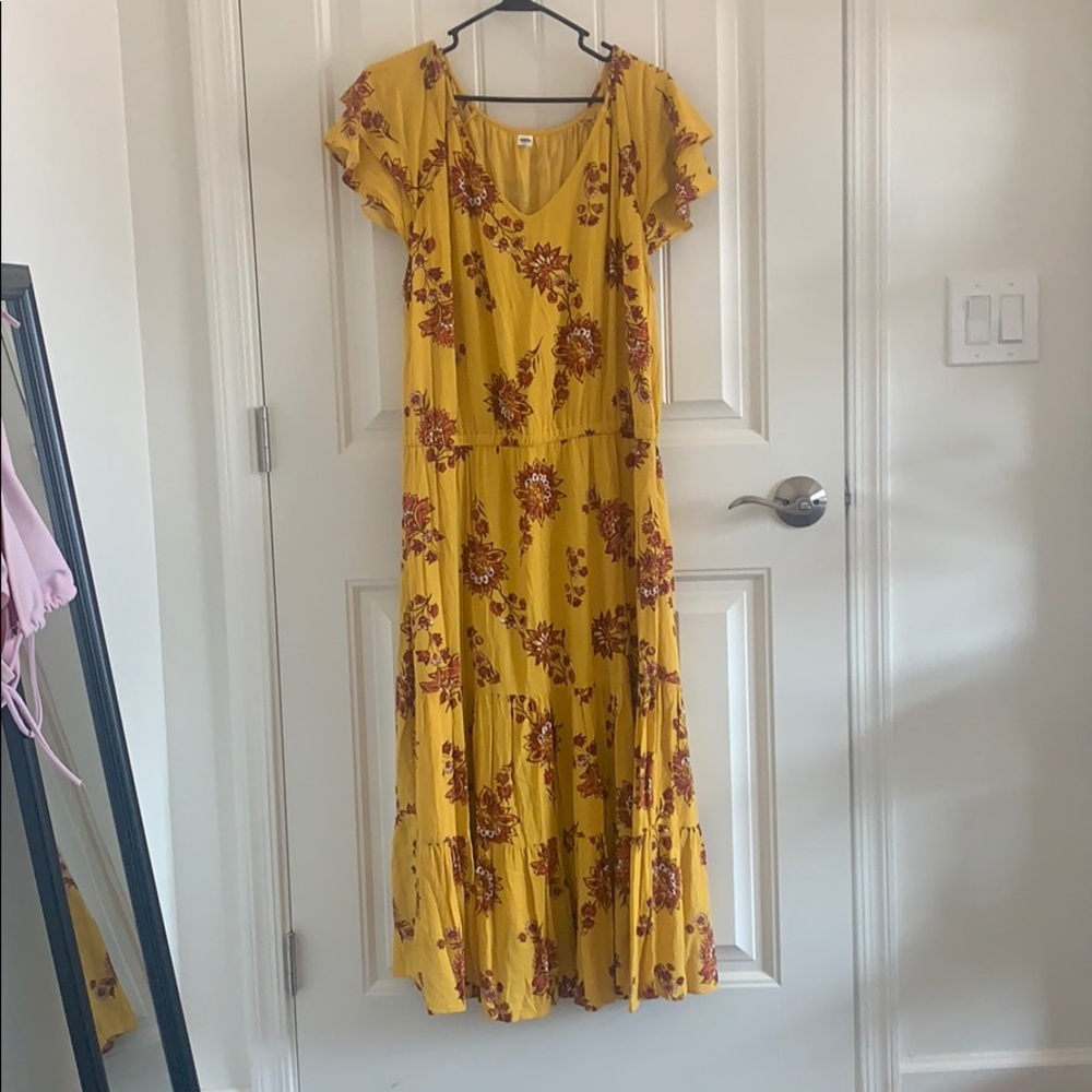 Dress - Picture 3 of 7